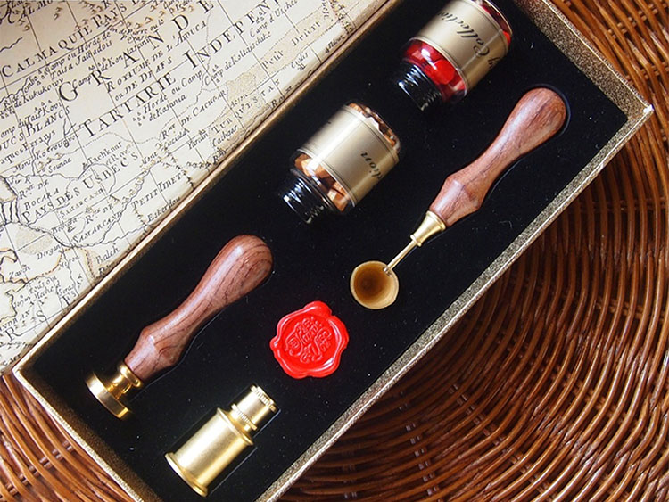 Luxurious Sealing Wax Bead Deluxe Kit with Custom Wax Seal Stamp